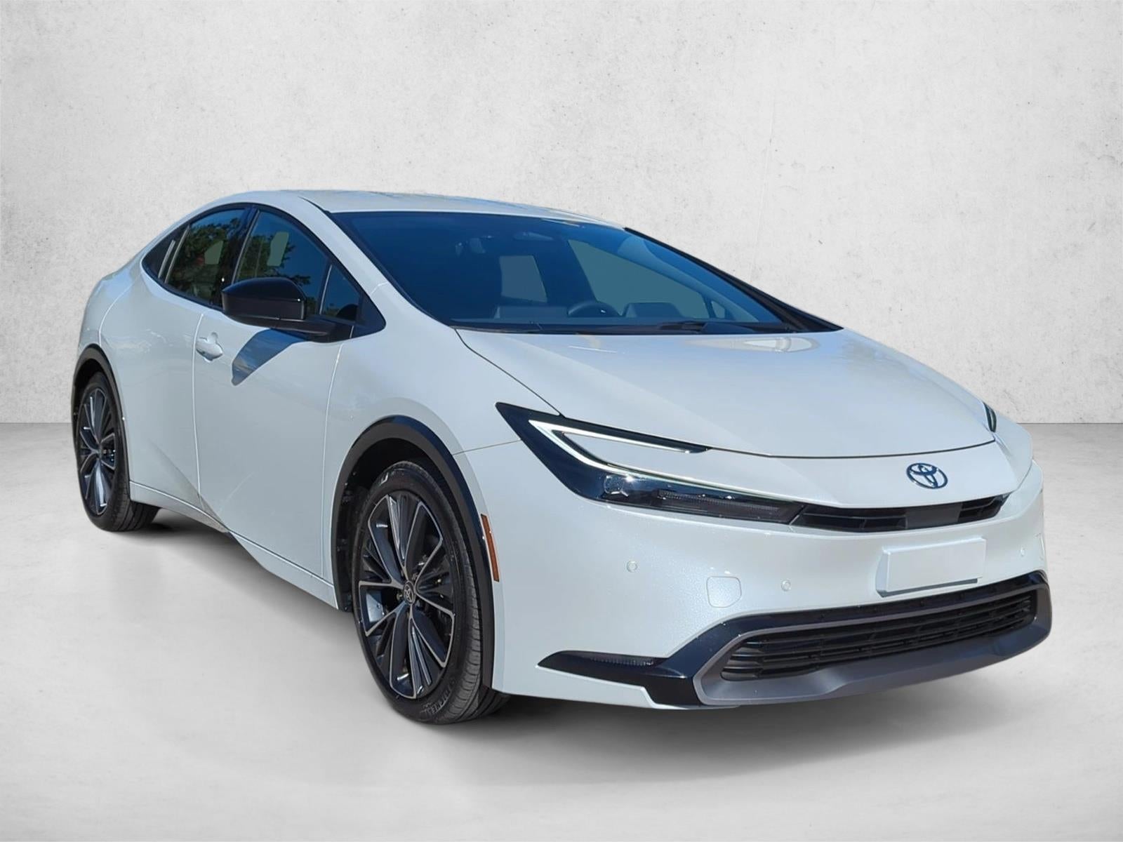 2025 Toyota Prius XLE (Natl)