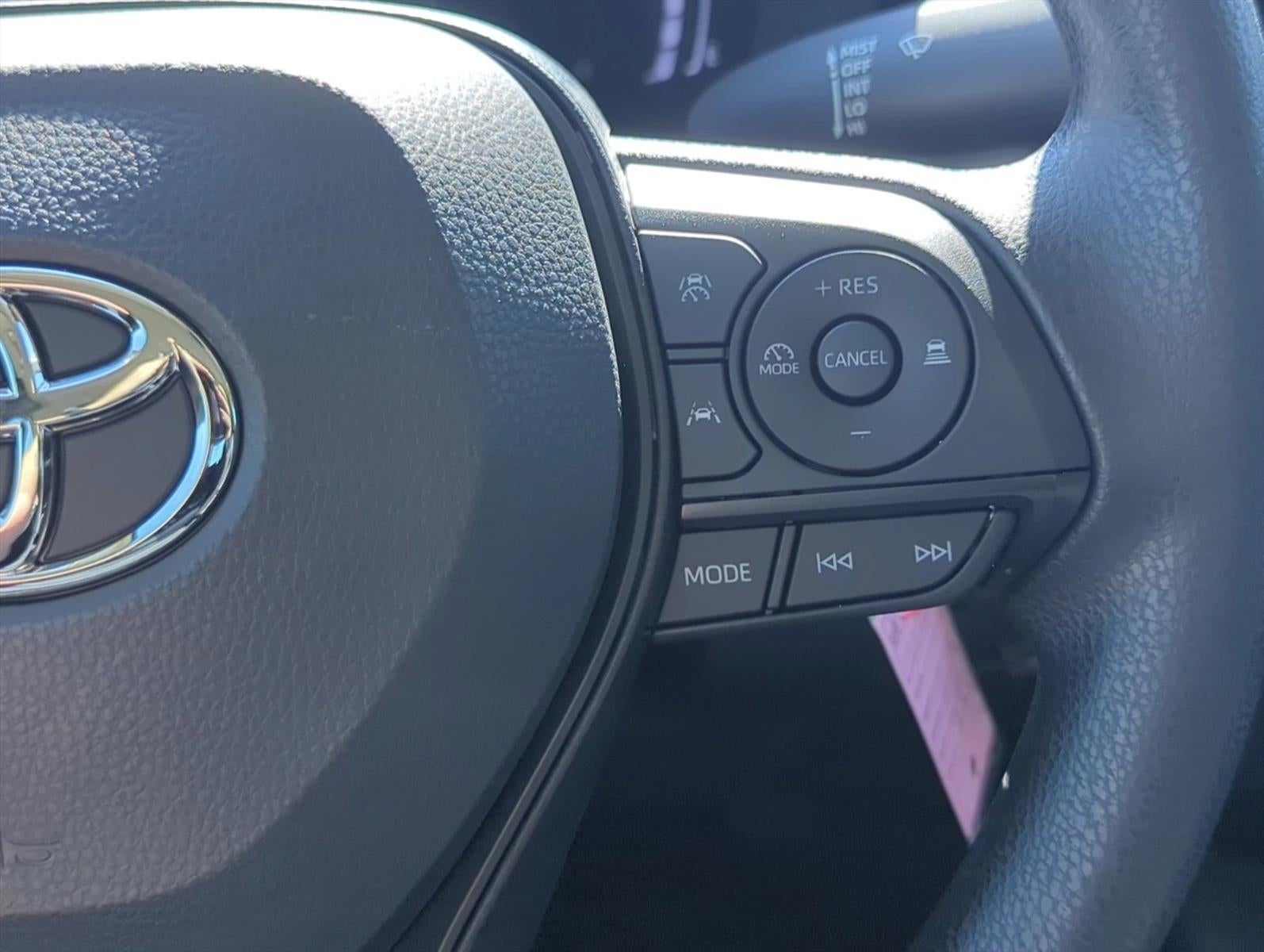 2026 Toyota Corolla Hybrid LE FWD (Natl)