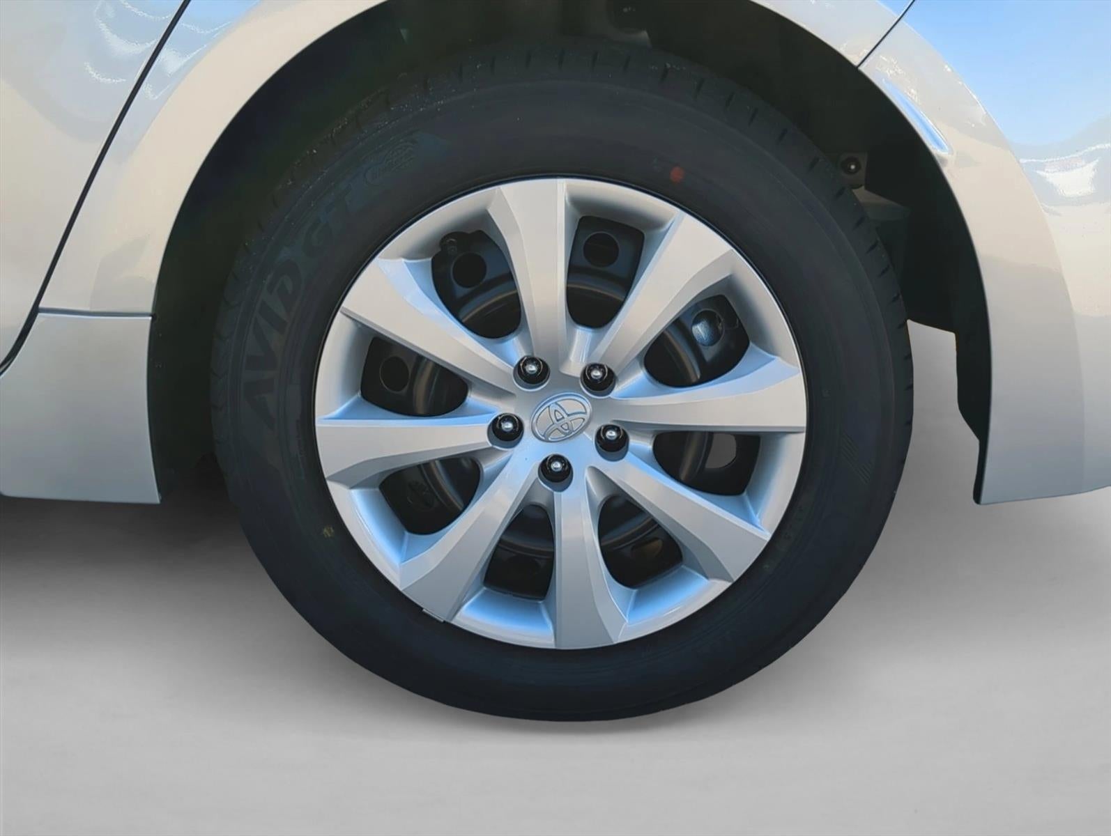 2026 Toyota Corolla Hybrid LE FWD (Natl)