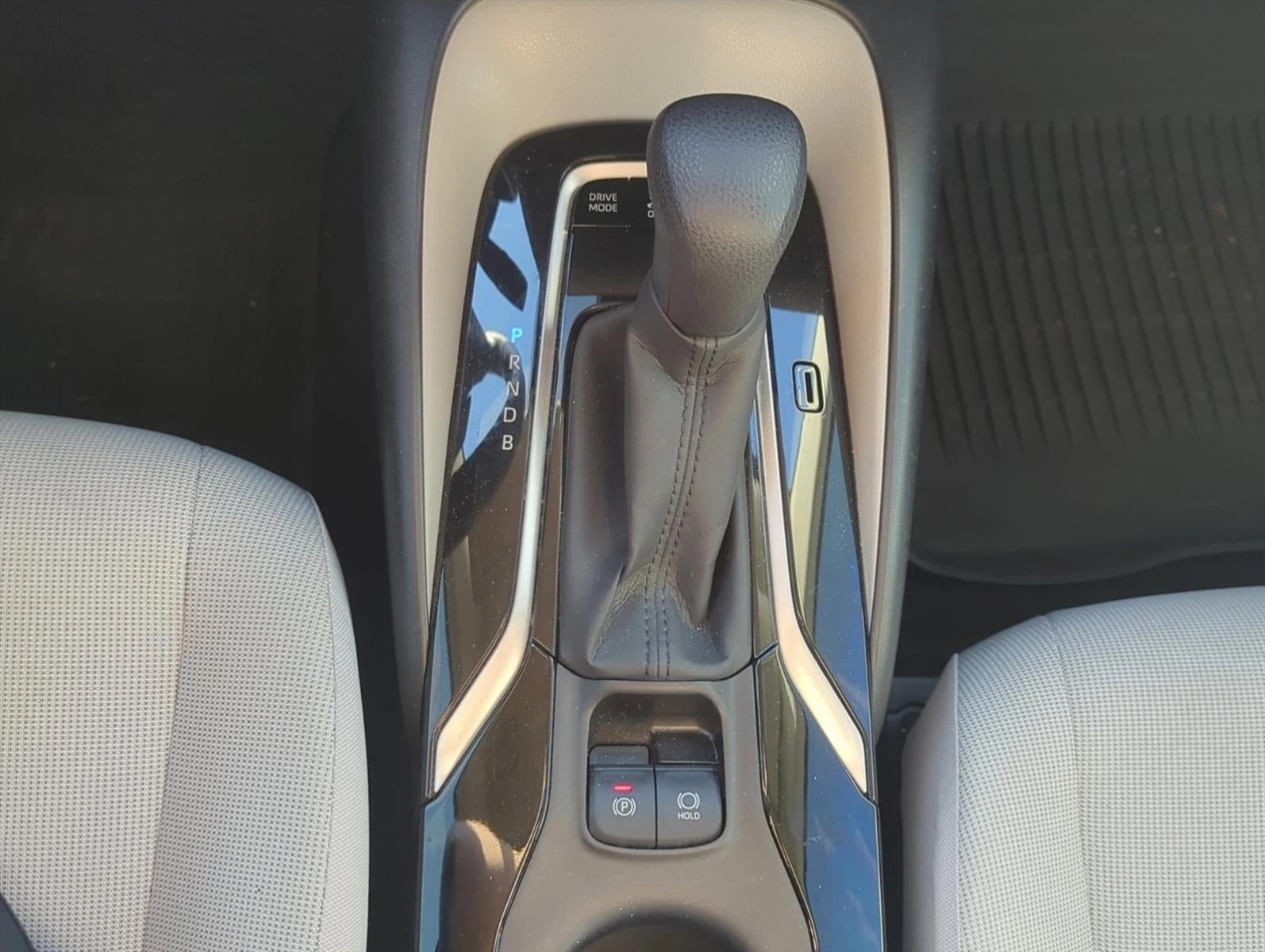 2020 Toyota Corolla Hybrid LE CVT (Natl)