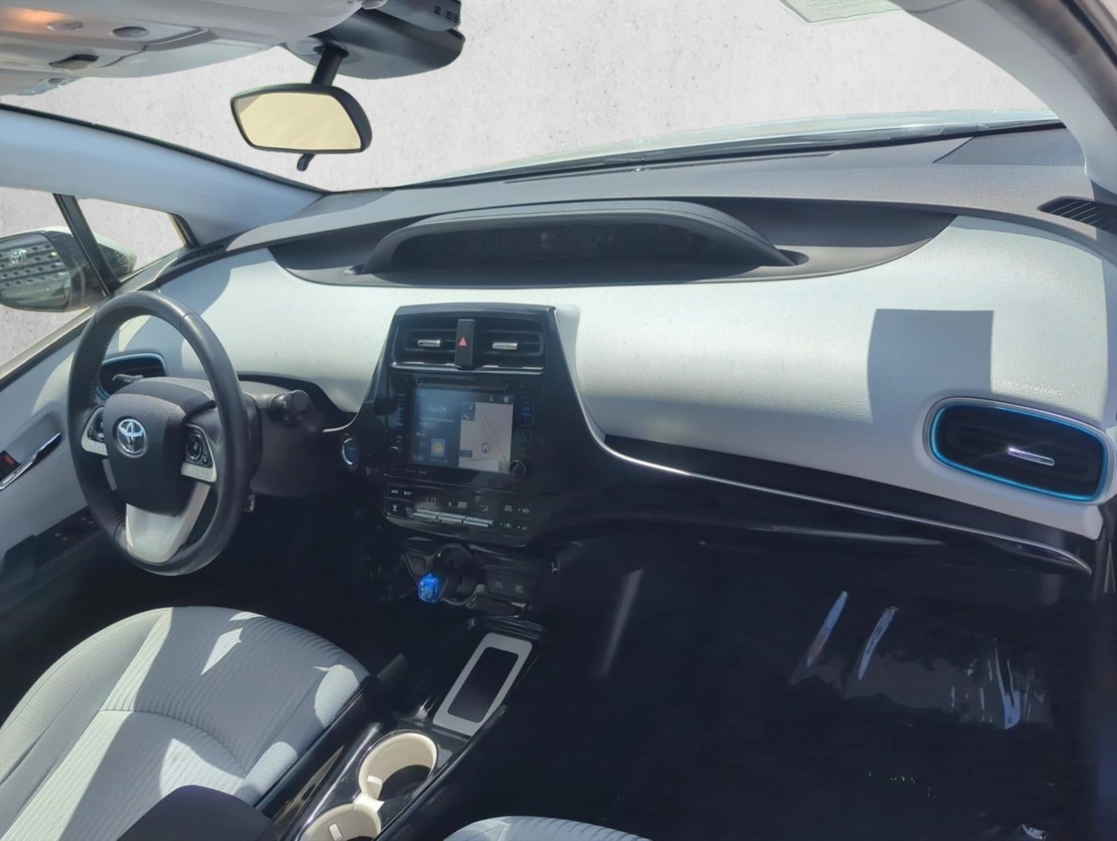 2018 Toyota Prius Three (Natl)