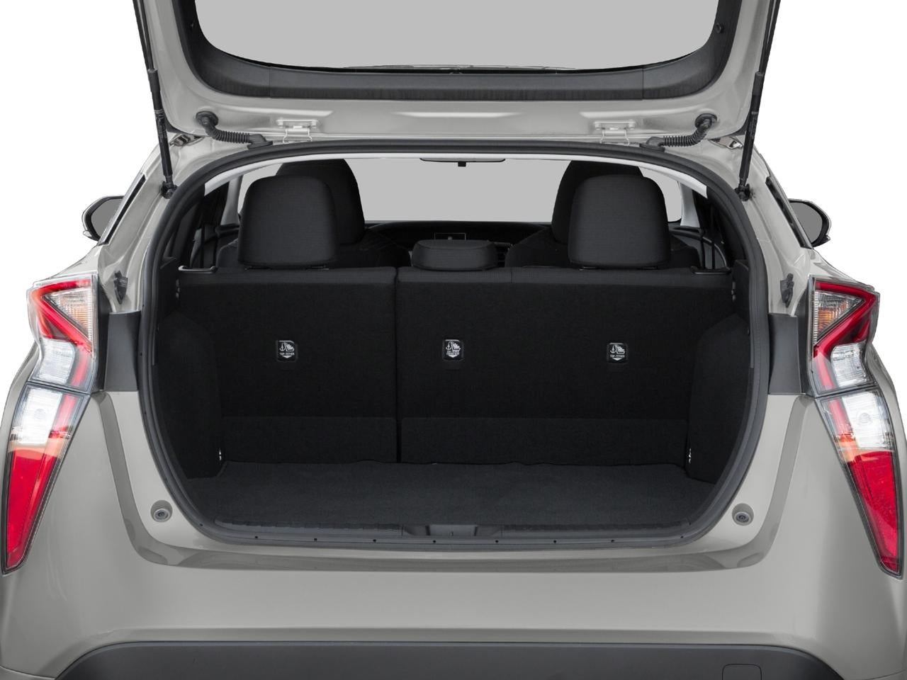 2018 Toyota Prius Three (Natl)