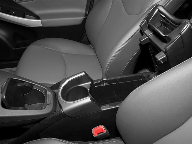 2014 Toyota Prius 5dr HB Four (Natl)