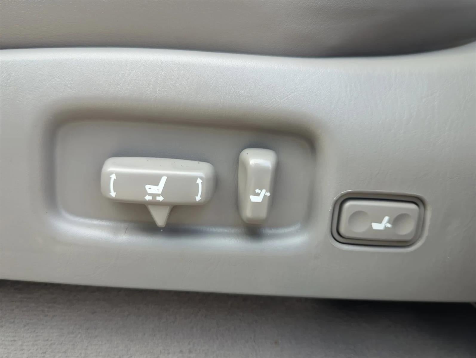 2006 Lexus LX 470 4dr SUV