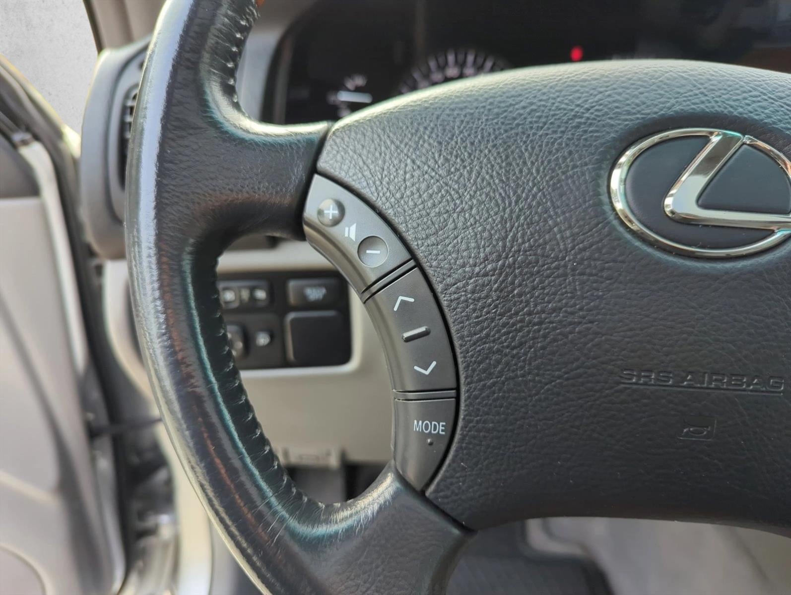 2006 Lexus LX 470 4dr SUV