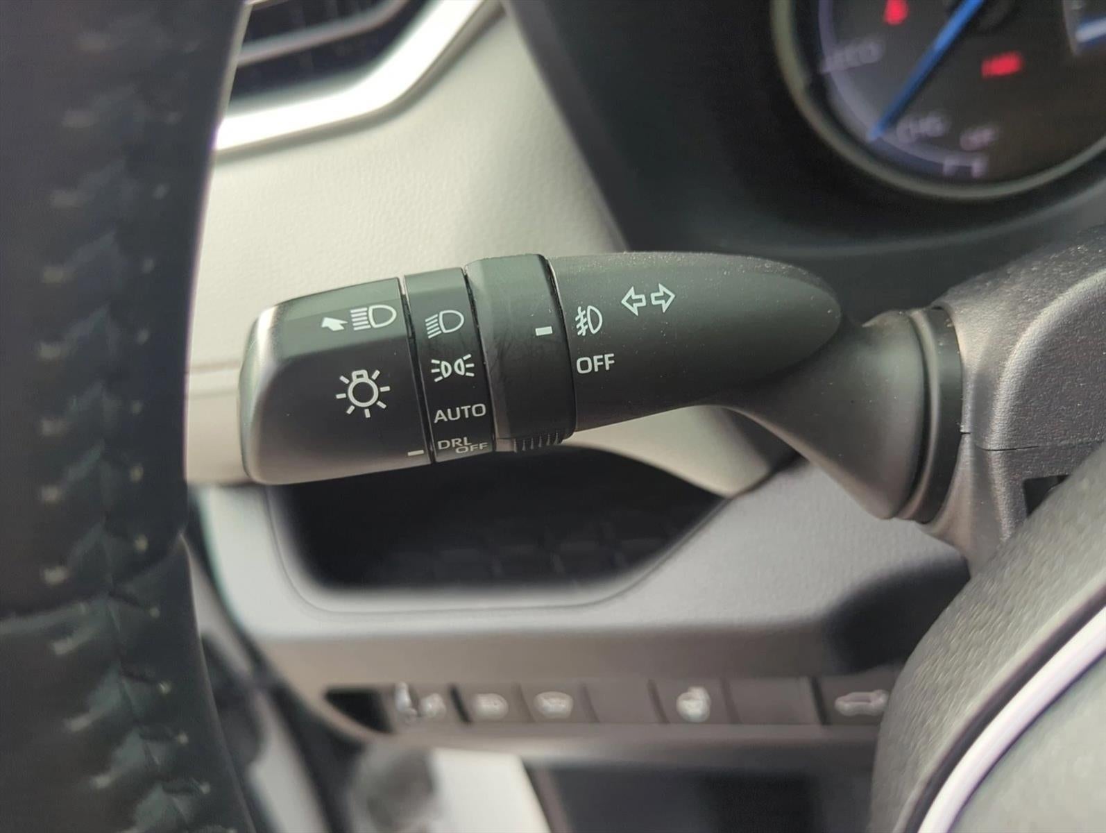 2023 Toyota RAV4 Hybrid XLE Premium AWD (Natl)