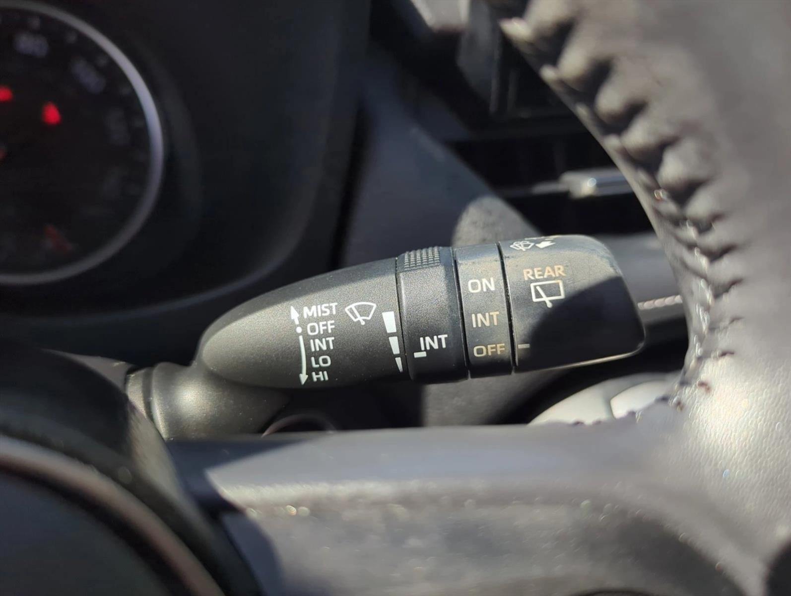 2019 Toyota RAV4 XLE Premium FWD (Natl)