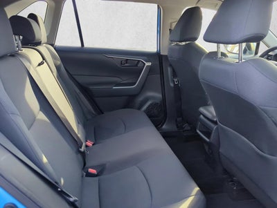 2019 Toyota RAV4 LE FWD (GS)