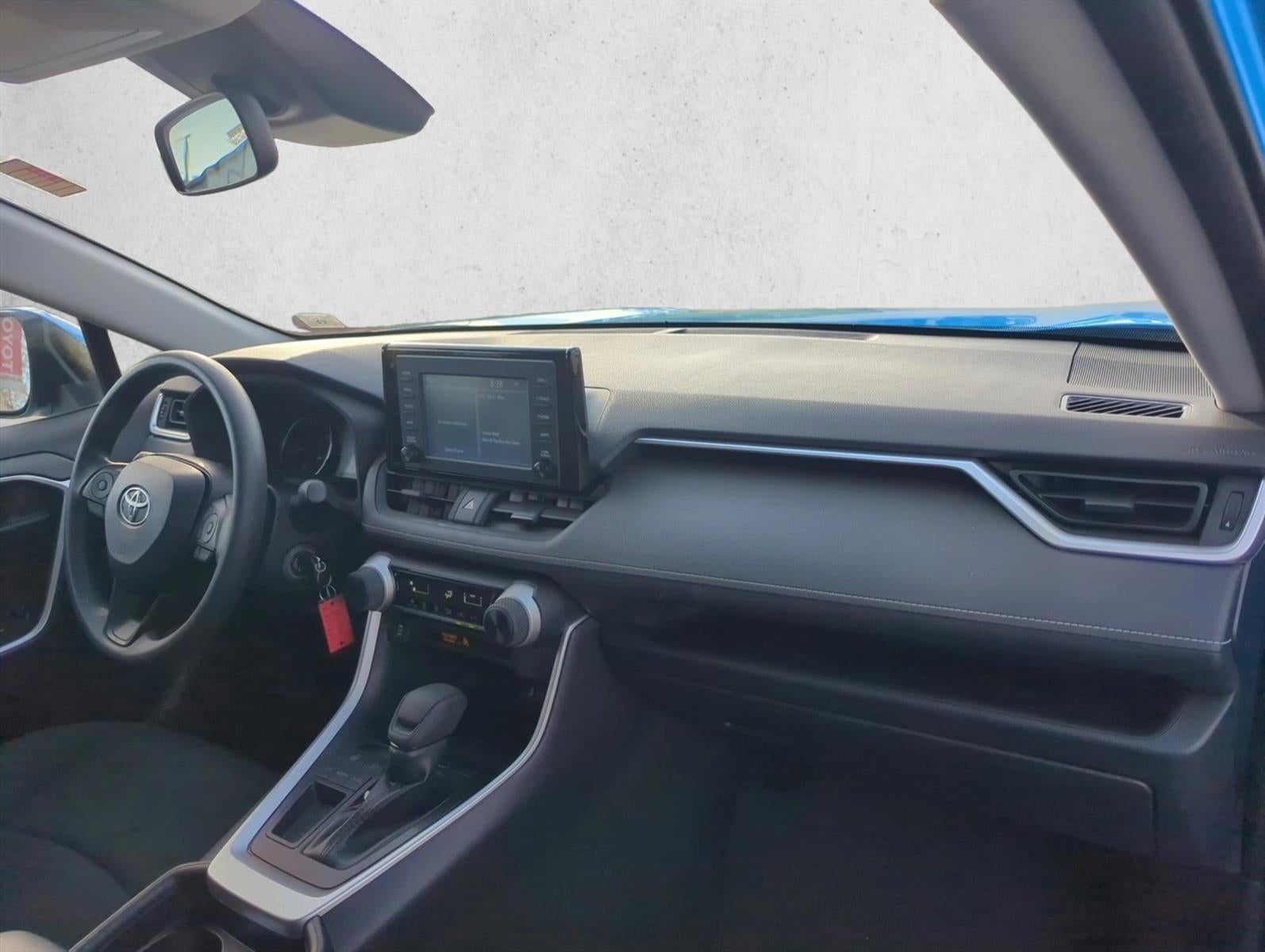 2019 Toyota RAV4 LE FWD (GS)