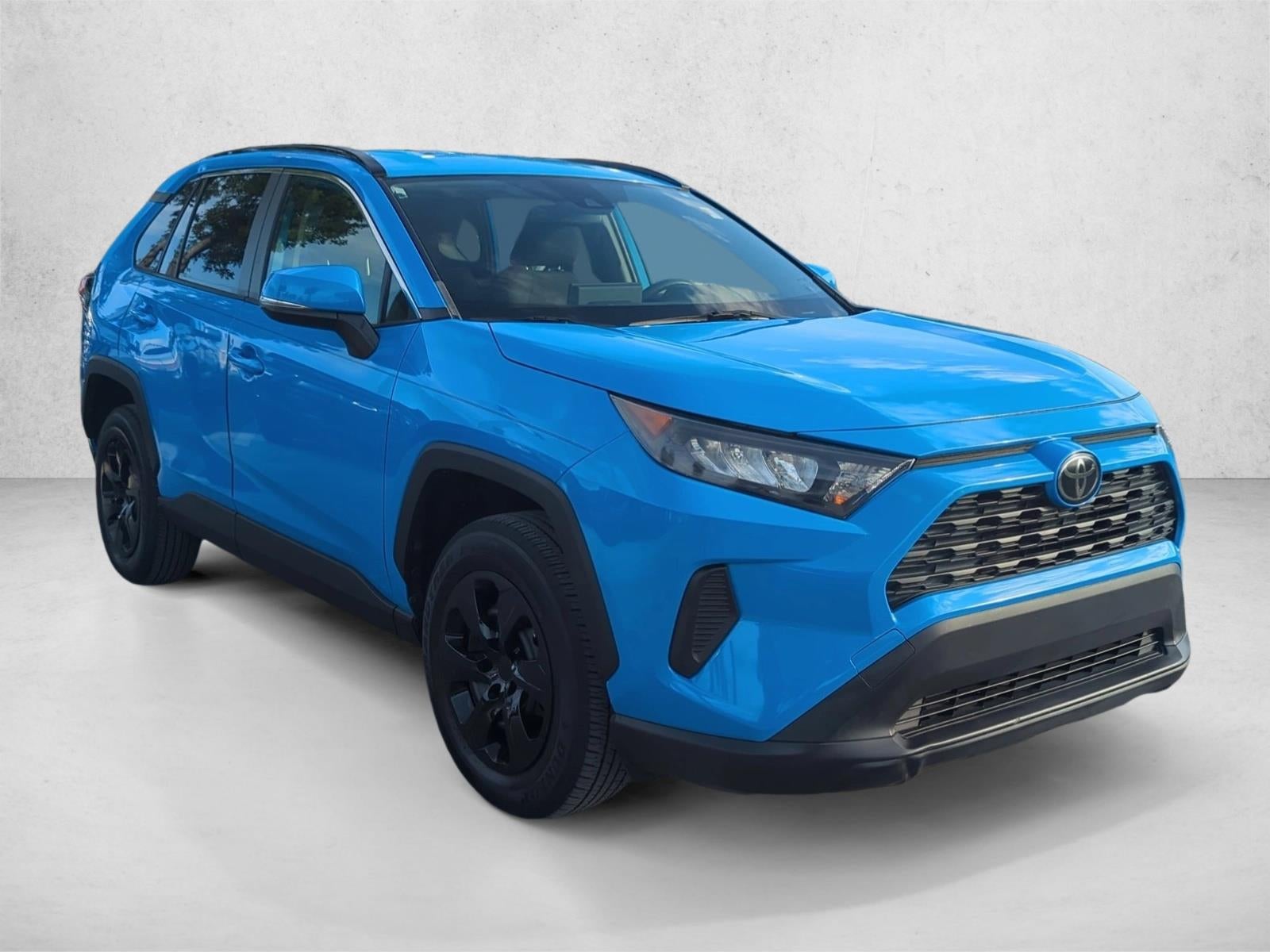 2019 Toyota RAV4 LE FWD (GS)