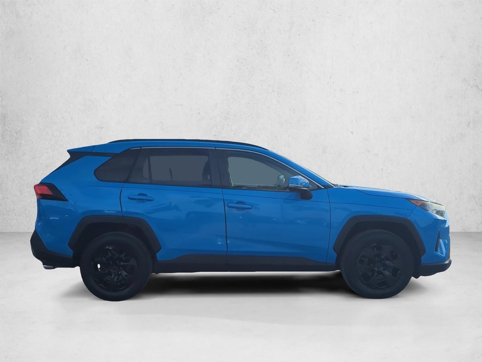 2019 Toyota RAV4 LE FWD (GS)