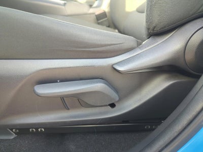 2019 Toyota RAV4 LE FWD (GS)