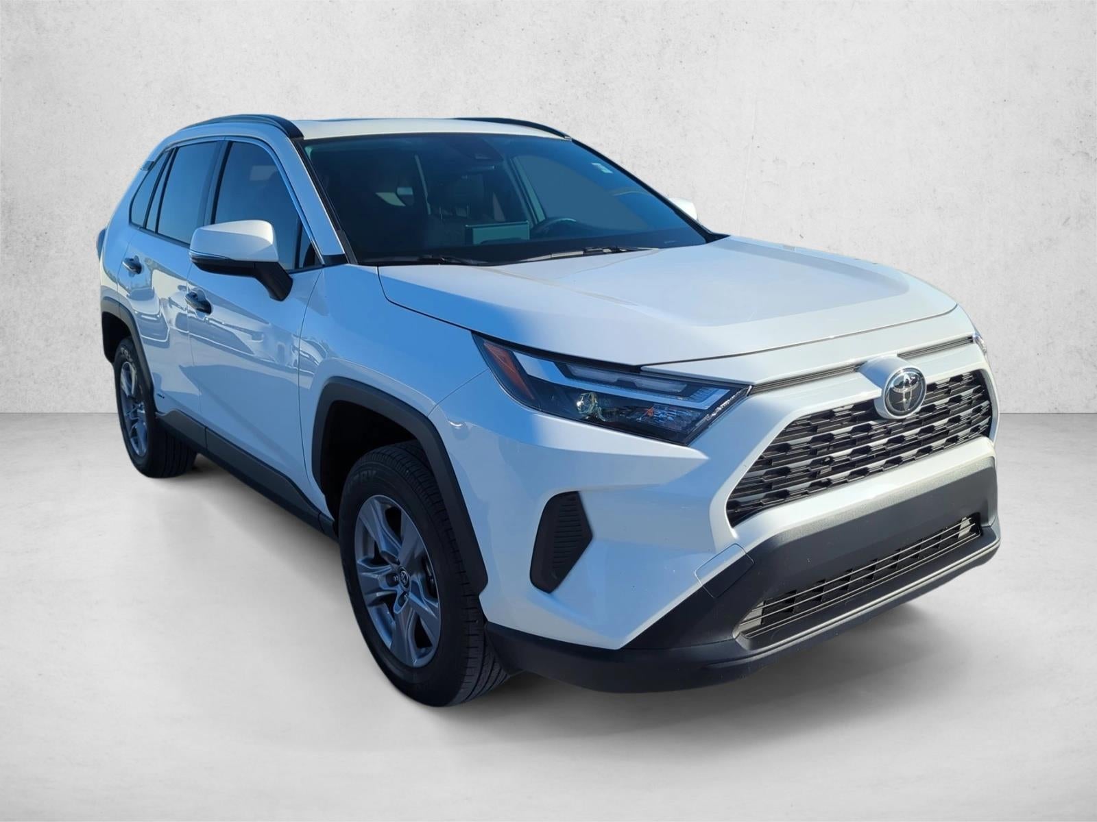 2025 Toyota RAV4 Hybrid XLE AWD (Natl)
