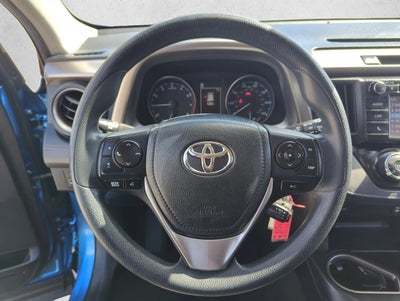 2018 Toyota RAV4 LE FWD (GS)