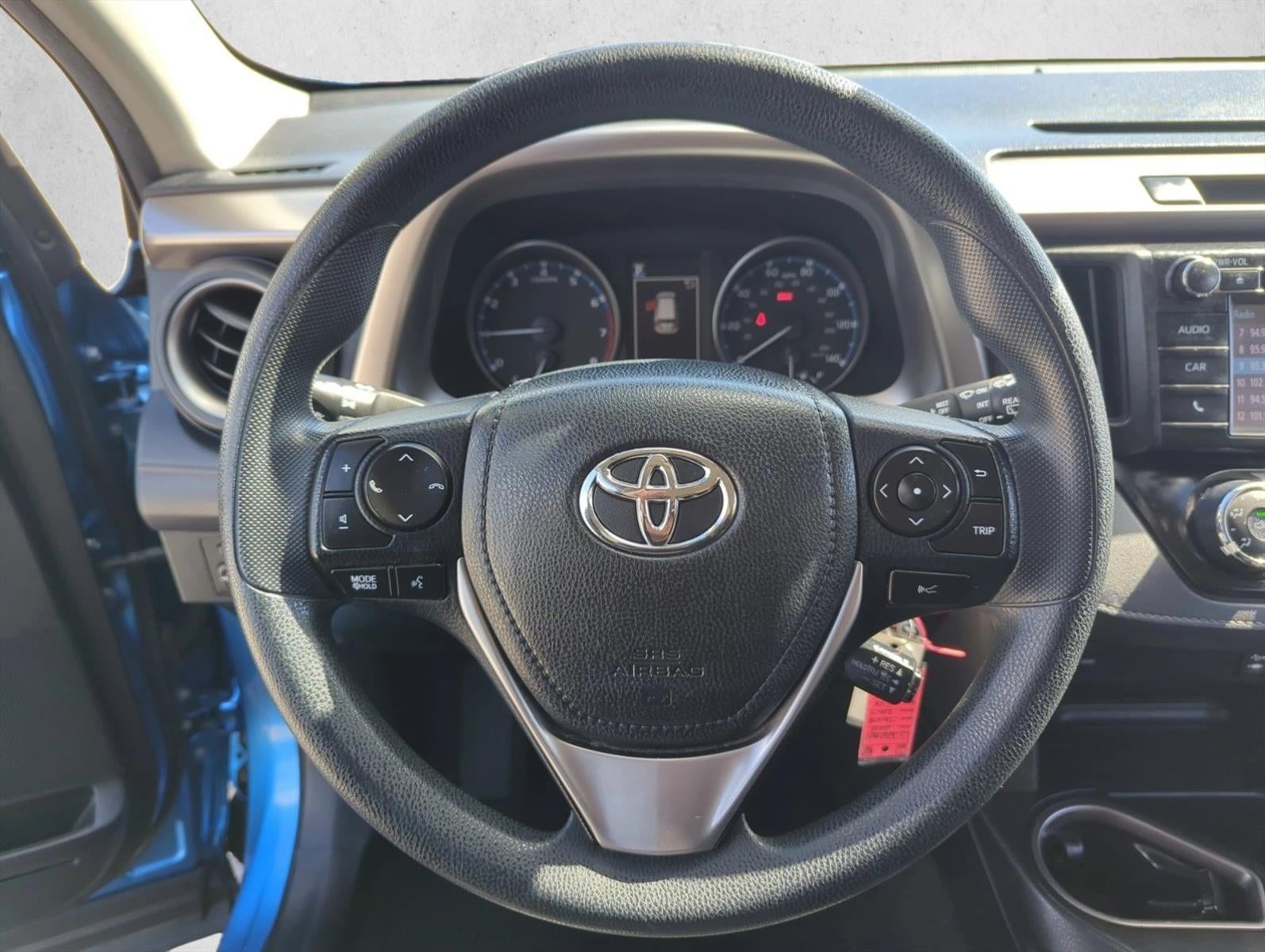 2018 Toyota RAV4 LE FWD (GS)