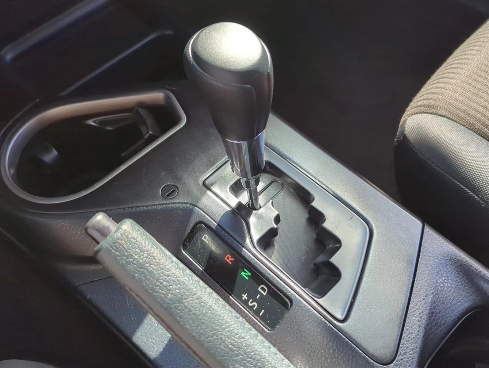 2018 Toyota RAV4 LE FWD (GS)