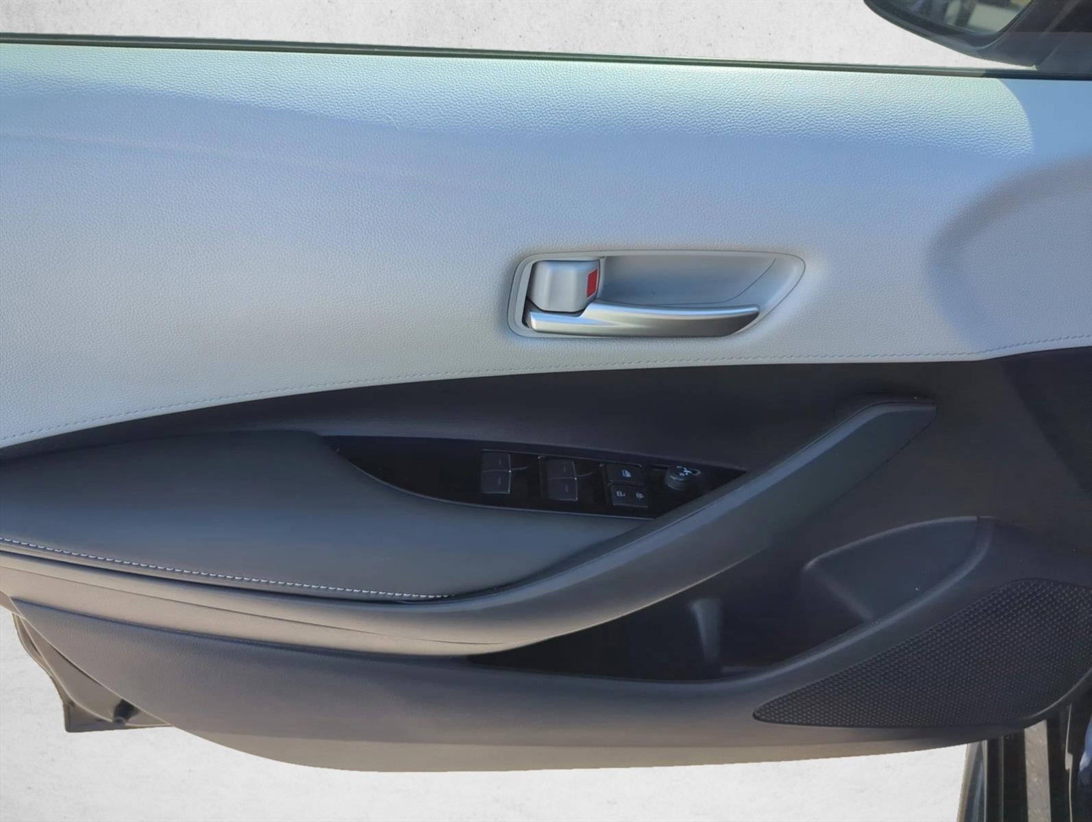 2023 Toyota Corolla Hatchback SE CVT (Natl)