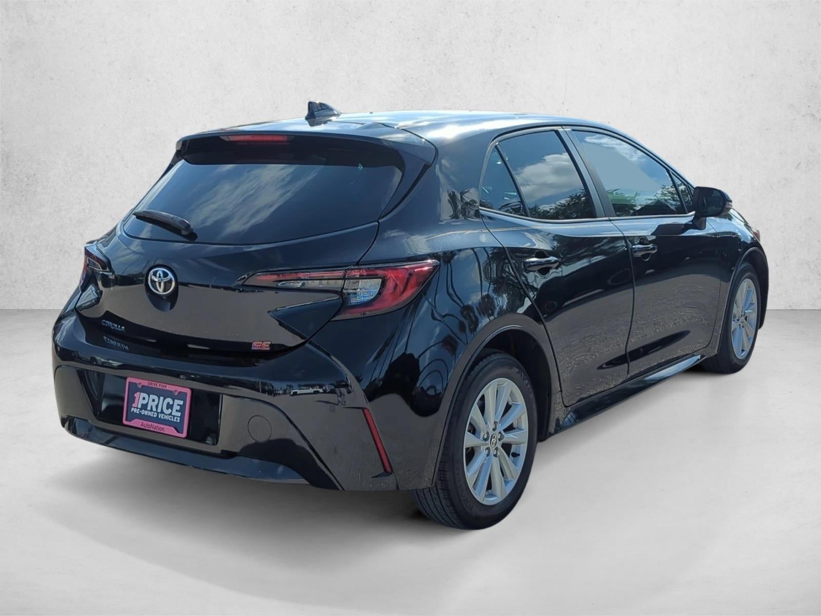2023 Toyota Corolla Hatchback SE CVT (Natl)
