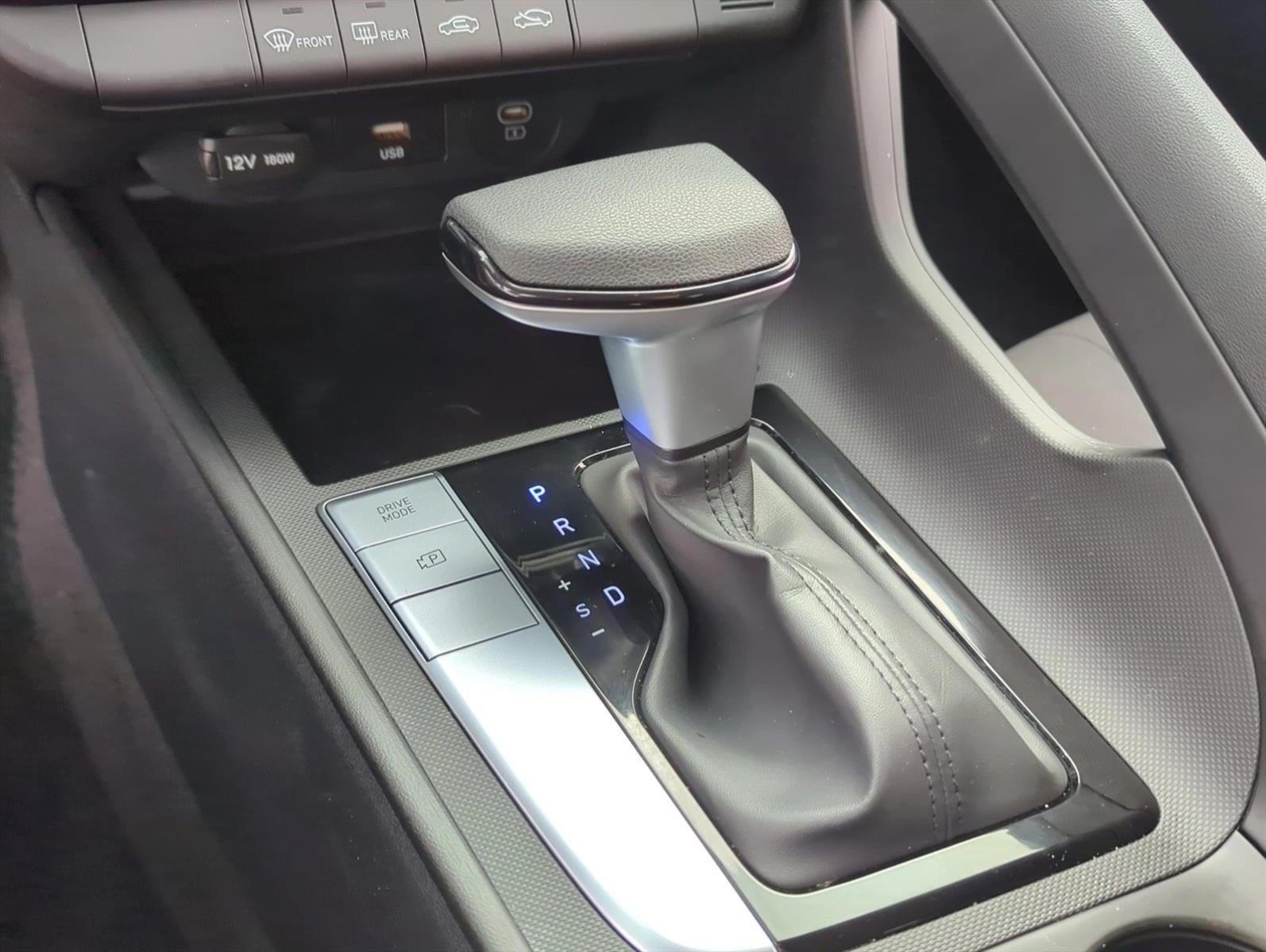 2024 Hyundai ELANTRA SEL IVT