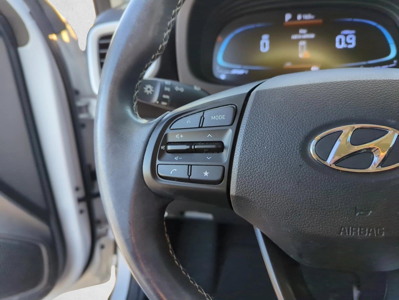 2023 Hyundai VENUE Limited IVT