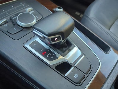2020 Audi Q5 Premium 45 TFSI quattro