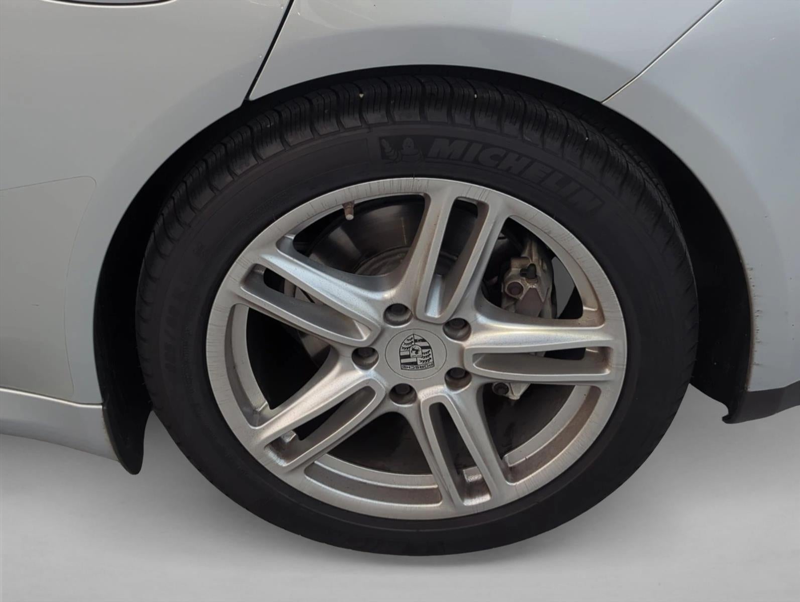 2015 Porsche Panamera 4dr HB