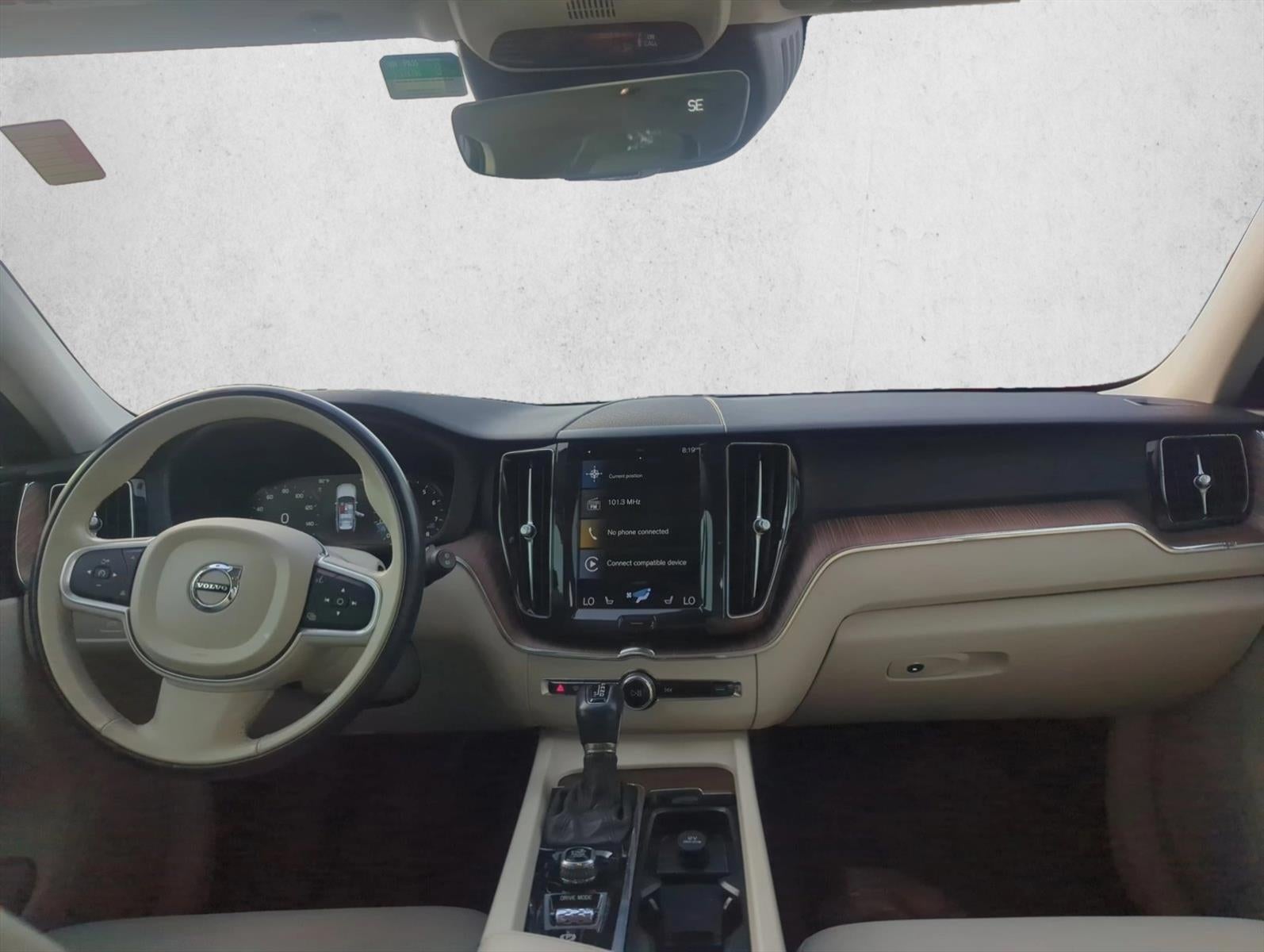 2021 Volvo XC60 T5 FWD Momentum