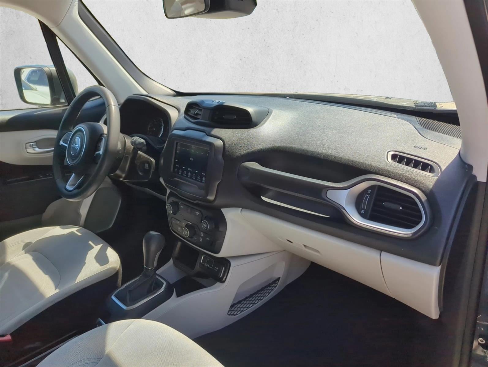 2020 Jeep Renegade Latitude FWD