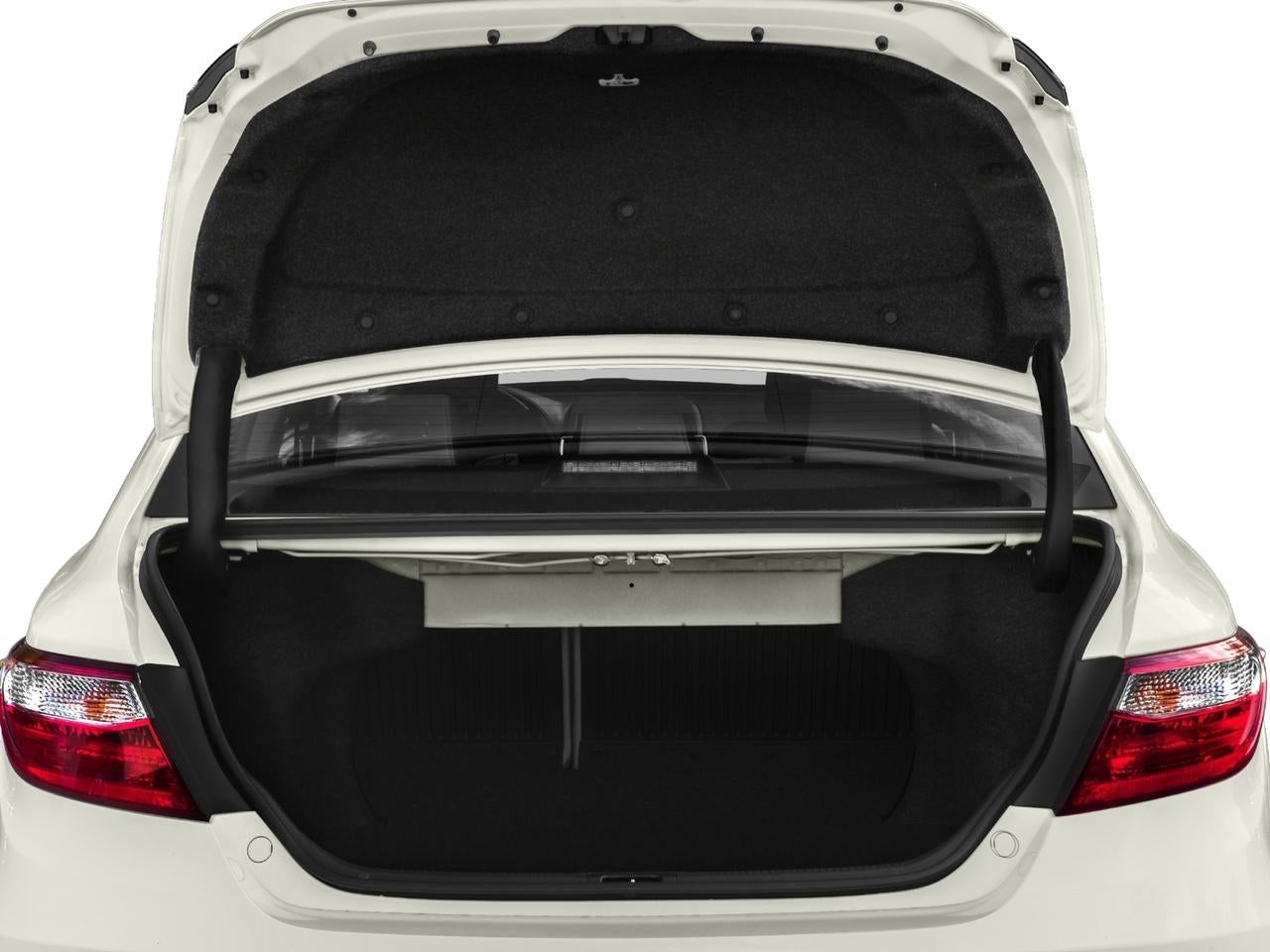 2016 Toyota Camry 4dr Sdn I4 Auto SE (SE)