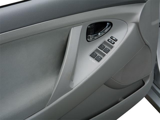 2011 Toyota Camry 4dr Sdn I4 Auto (Natl)