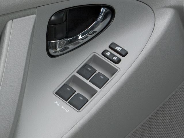 2011 Toyota Camry 4dr Sdn I4 Auto (Natl)