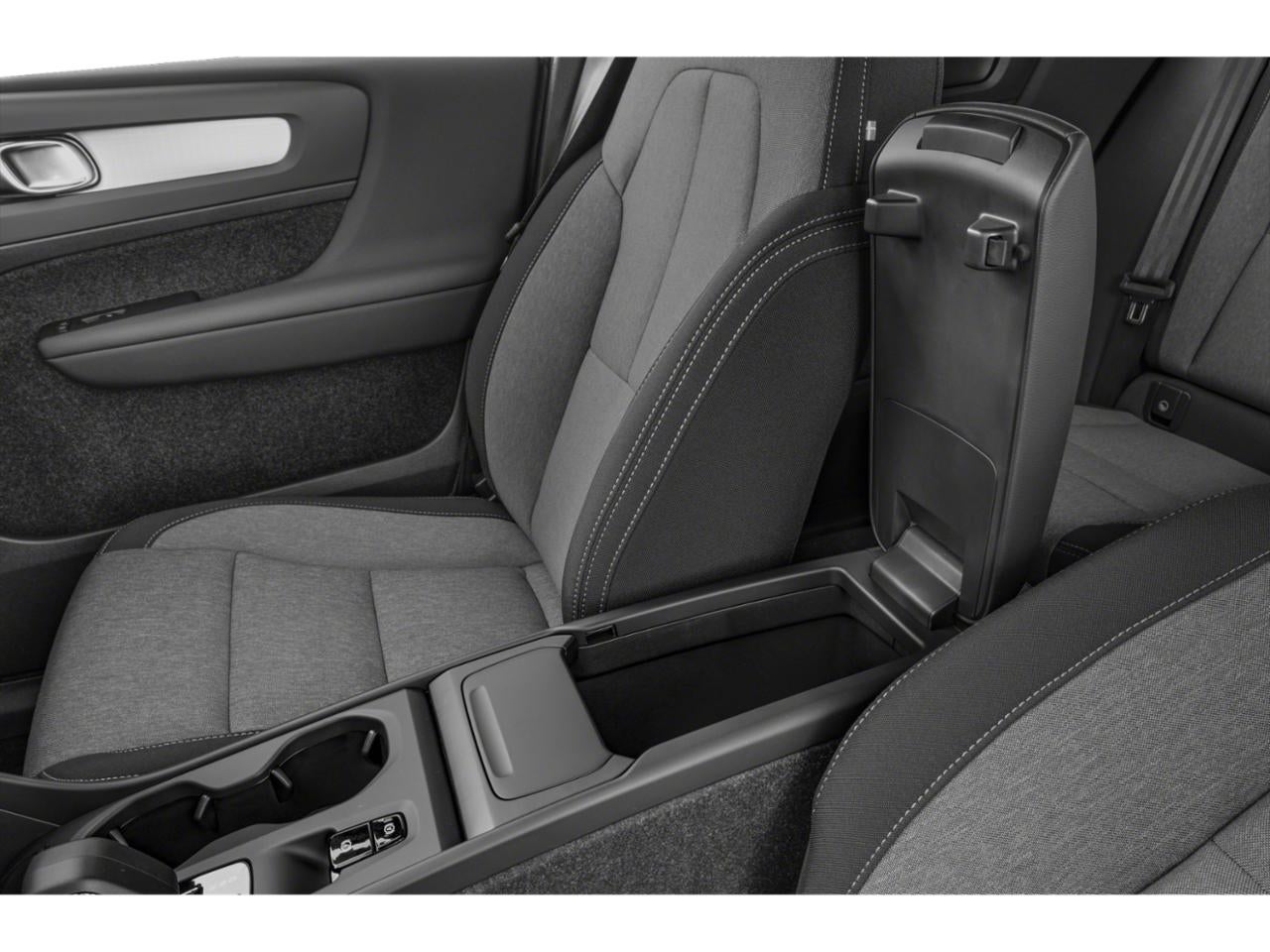 2024 Volvo XC40 B5 AWD Core Dark Theme