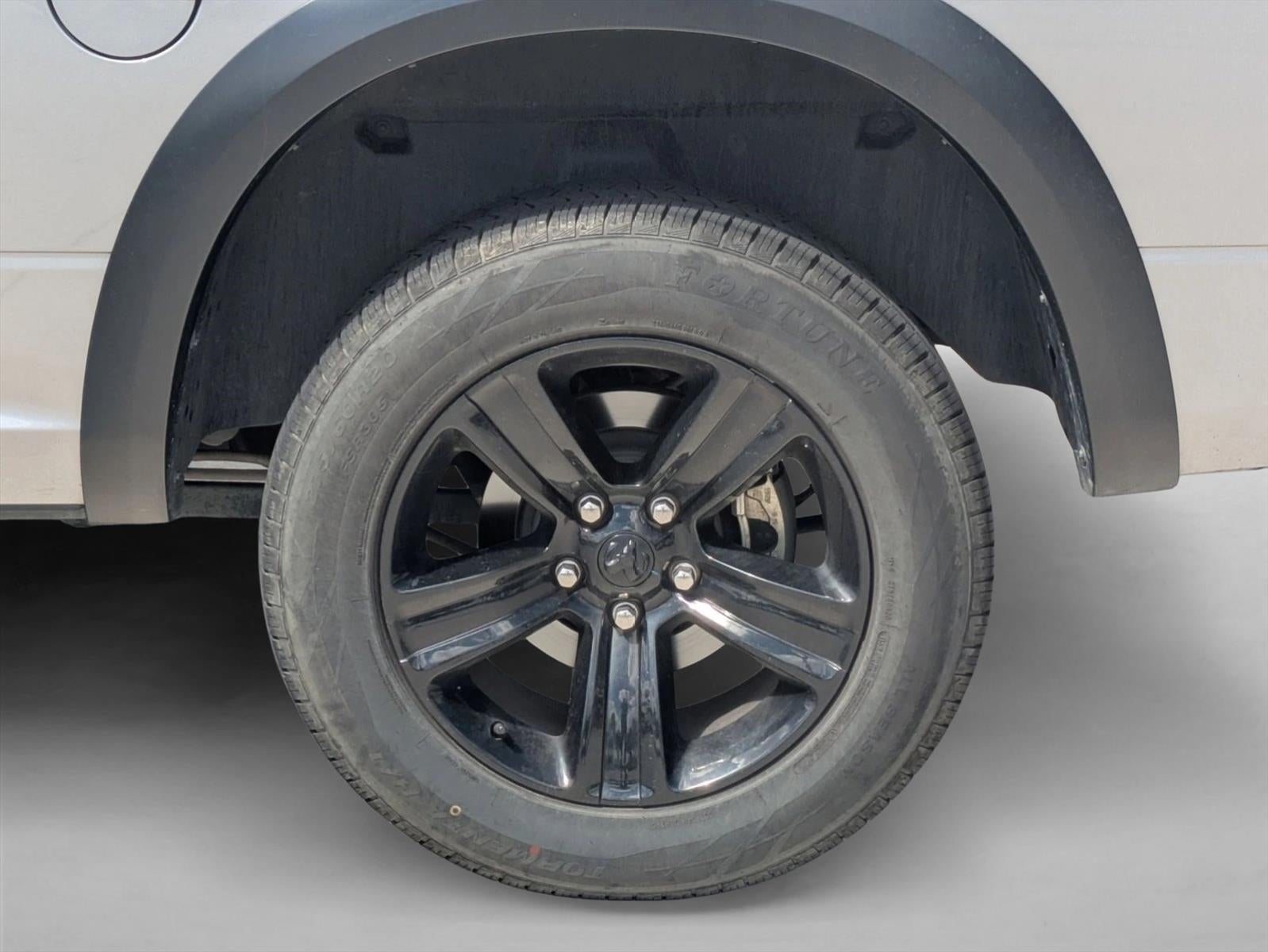 2024 RAM 1500 Classic Warlock 4x4 Crew Cab 5'7" Box