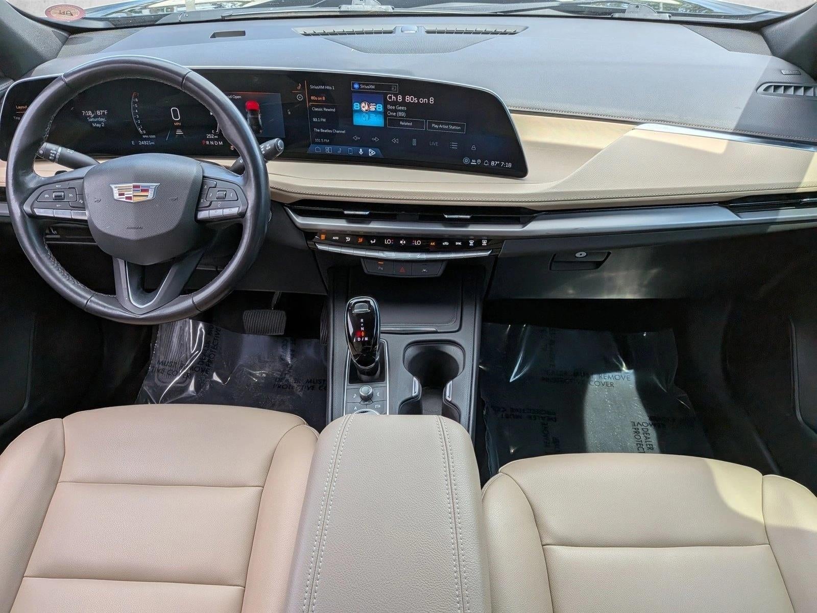 2024 Cadillac XT4 FWD 4dr Luxury