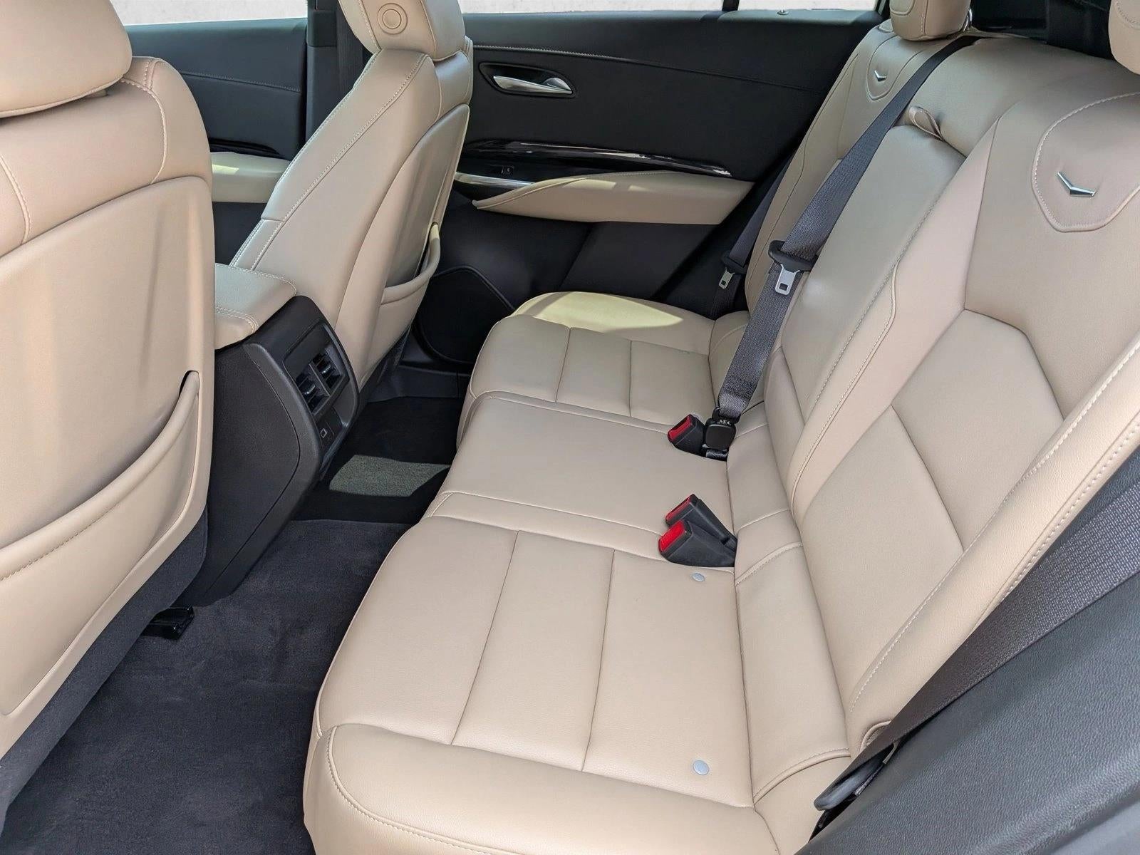 2024 Cadillac XT4 FWD 4dr Luxury