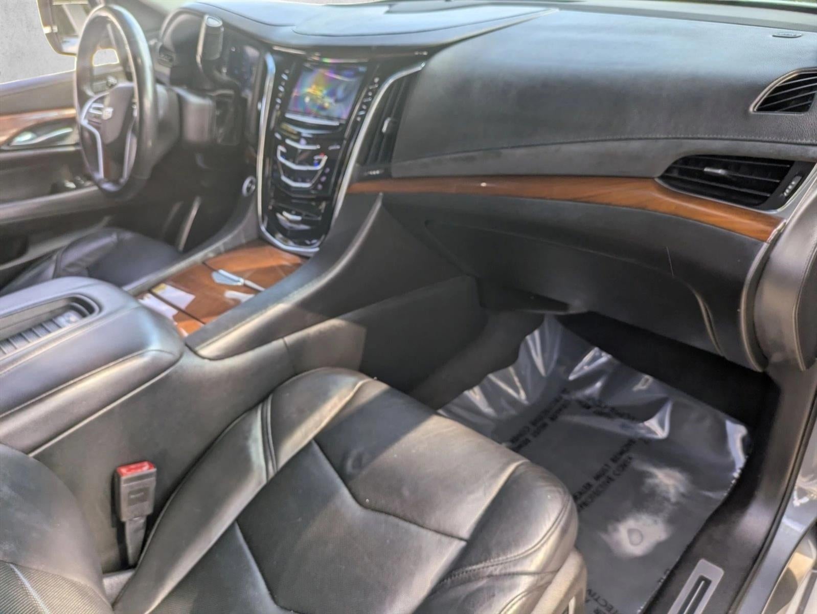 2019 Cadillac Escalade ESV RWD Luxury