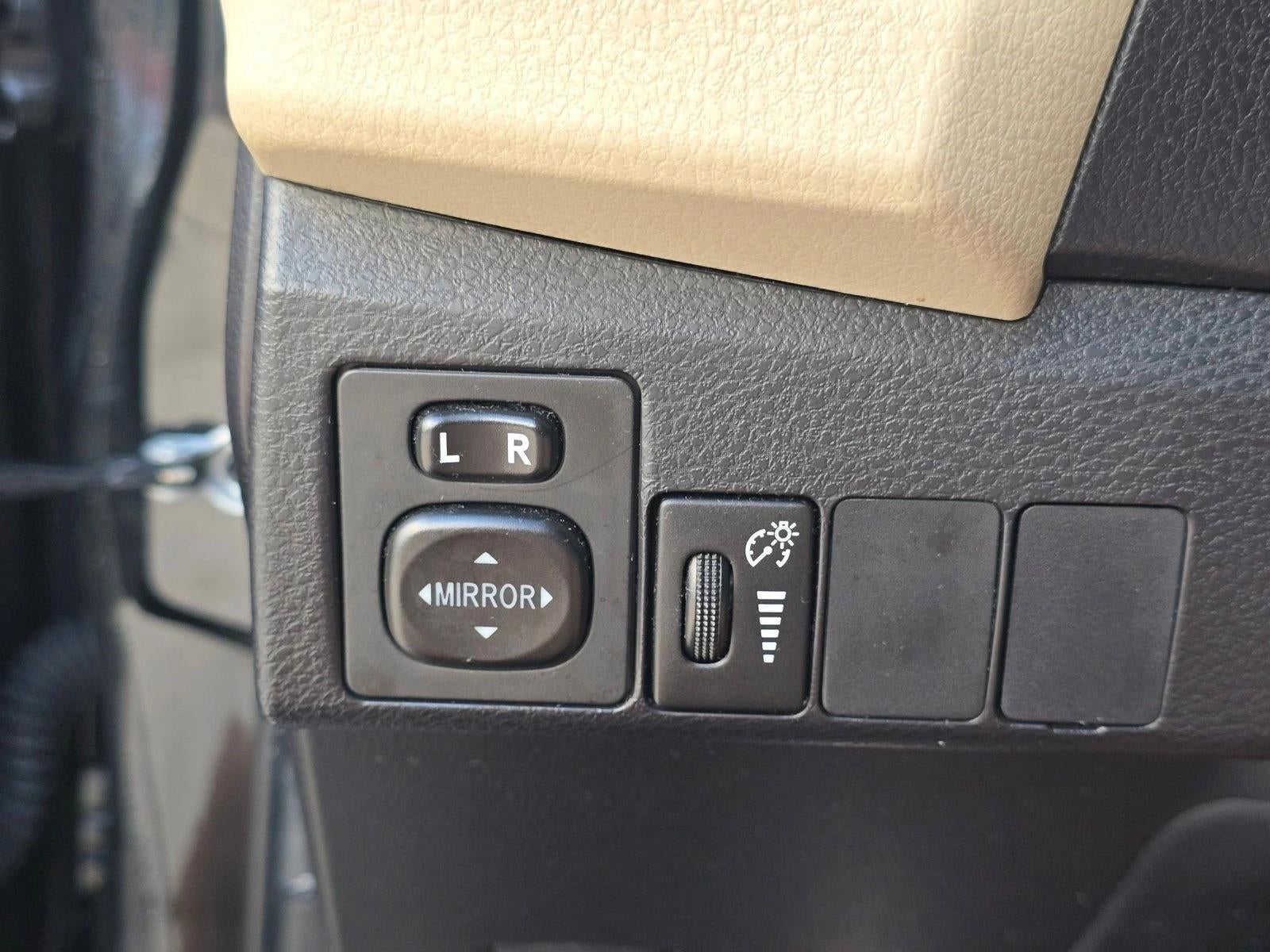 2015 Toyota Corolla 4dr Sdn CVT Auto LE (Natl)