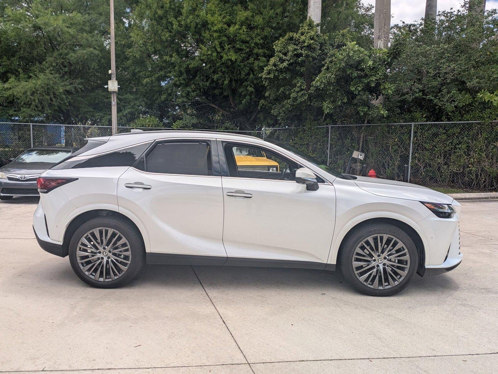 2023 Lexus RX 350h Luxury AWD