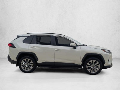 2022 Toyota RAV4 XLE Premium FWD (Natl)