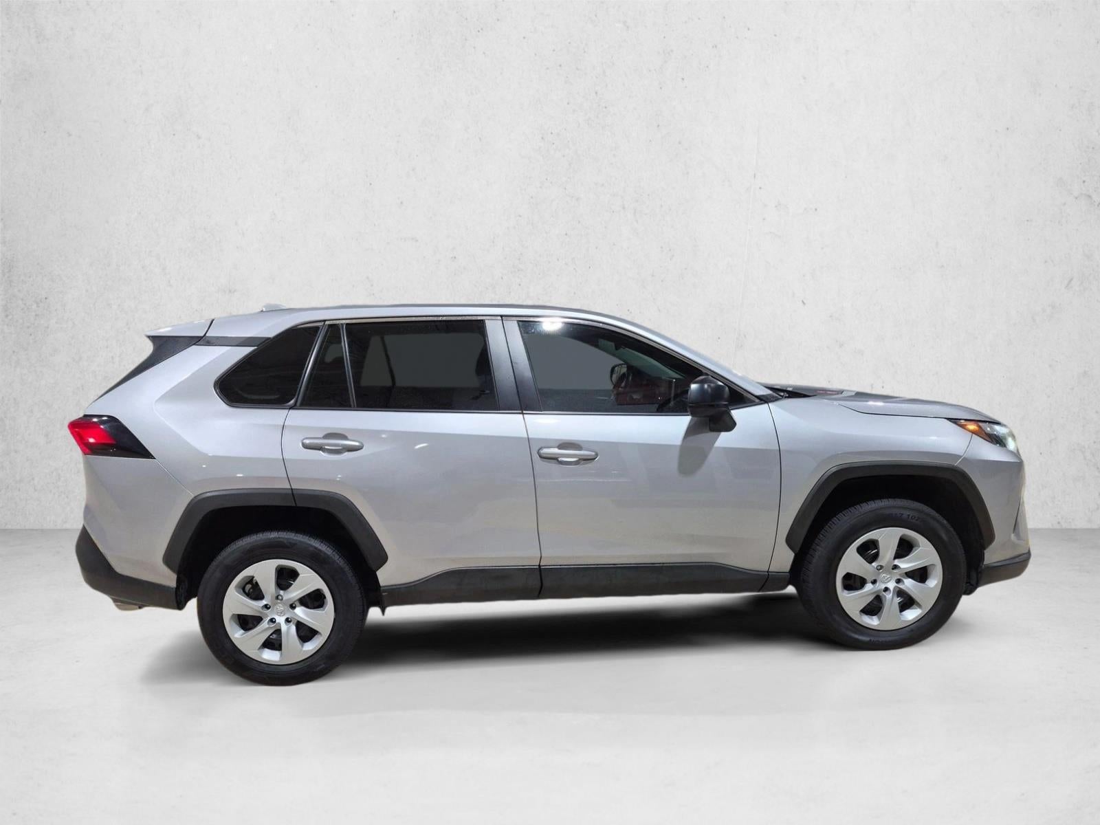 2024 Toyota RAV4 LE FWD (GS)