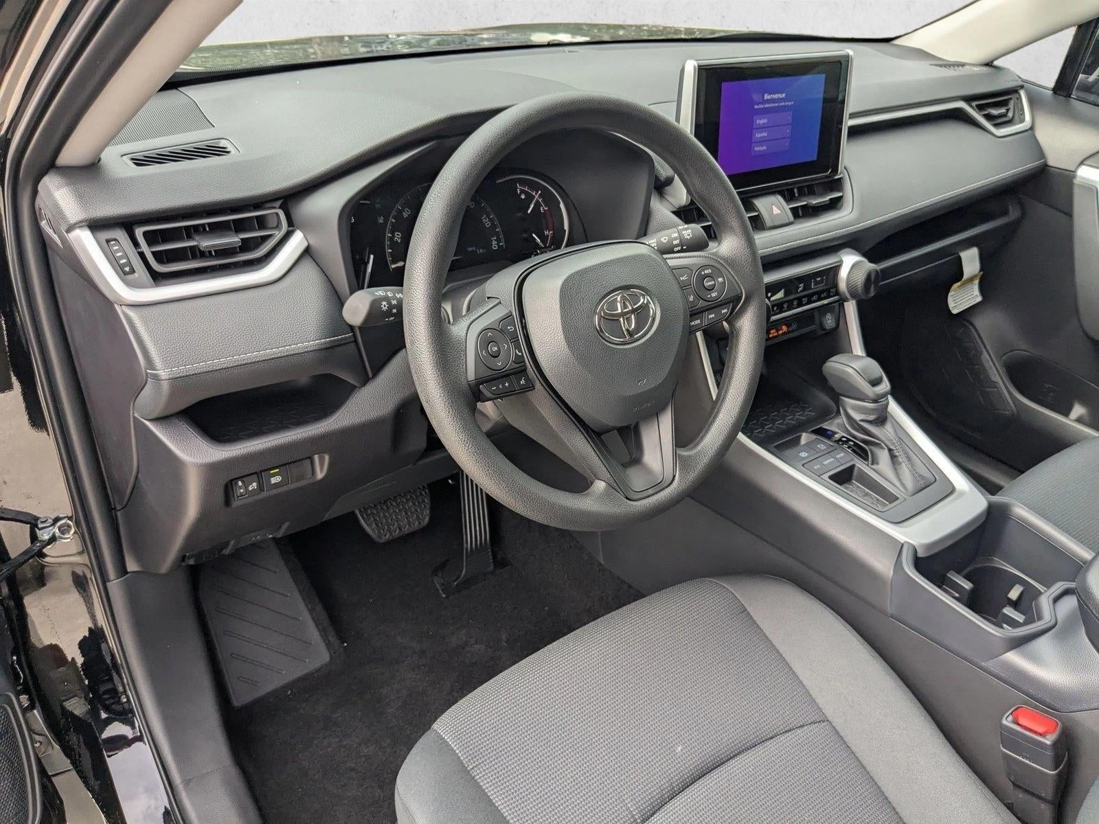 2025 Toyota RAV4 LE FWD (GS)