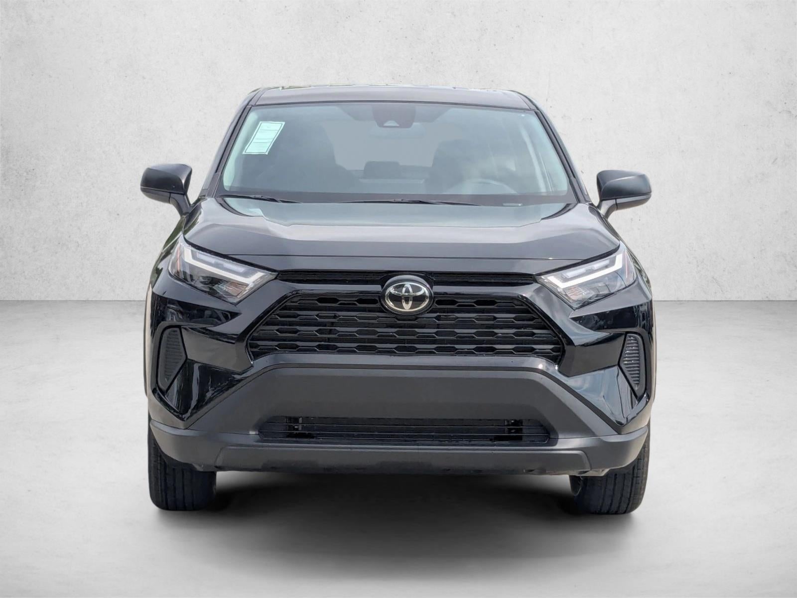 2025 Toyota RAV4 LE FWD (GS)