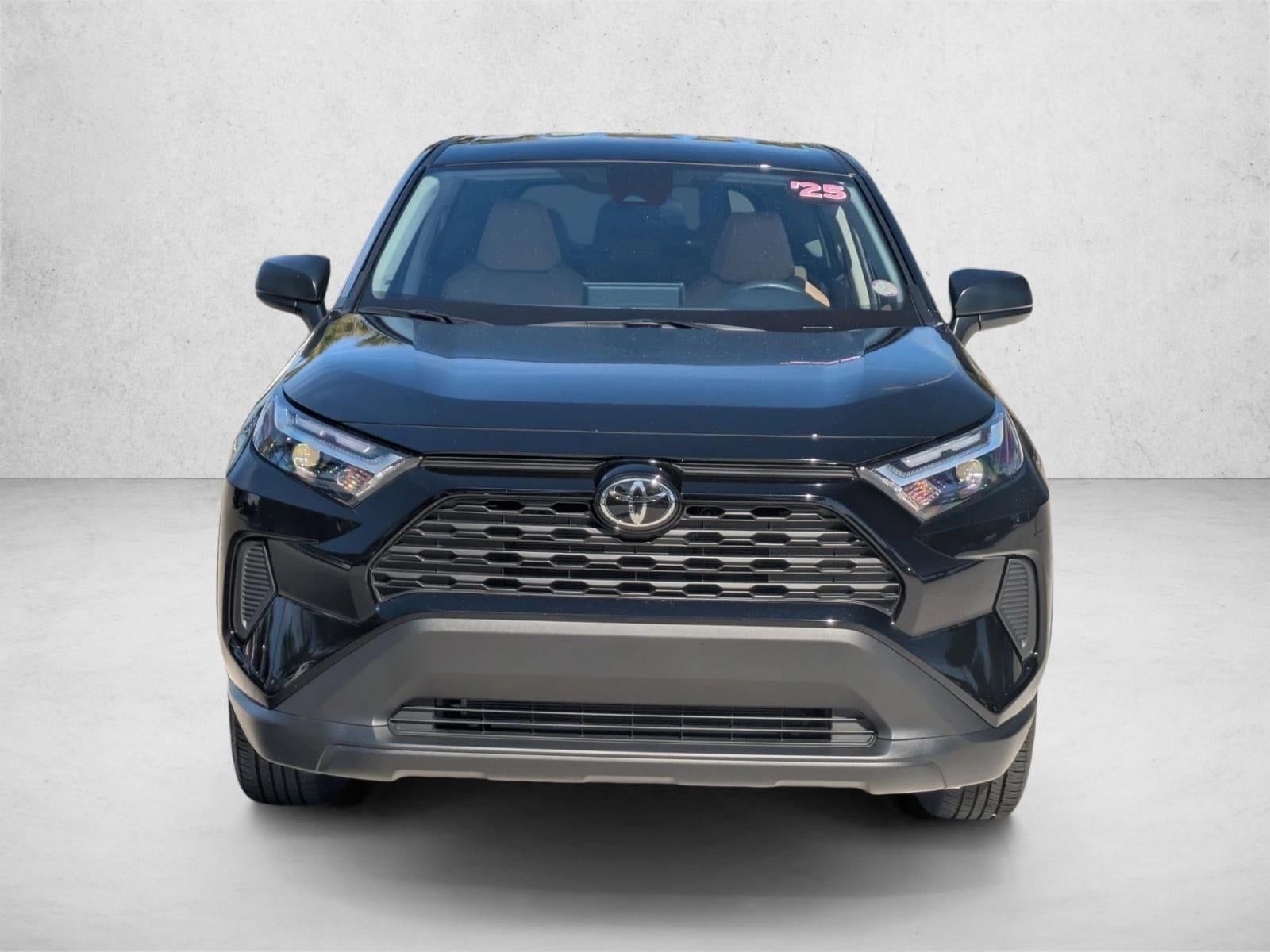 2025 Toyota RAV4 LE FWD (GS)