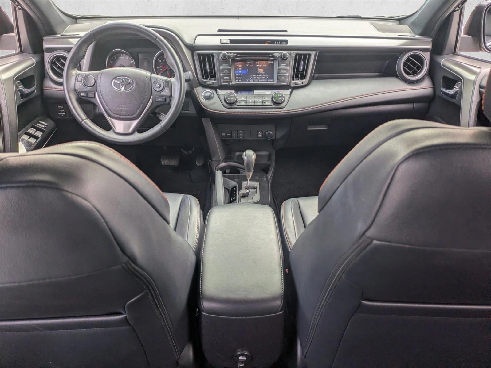 2017 Toyota RAV4 SE FWD (Natl)