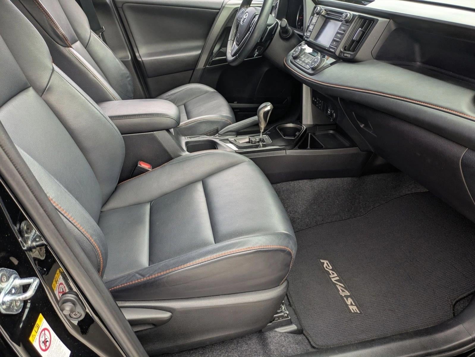 2017 Toyota RAV4 SE FWD (Natl)