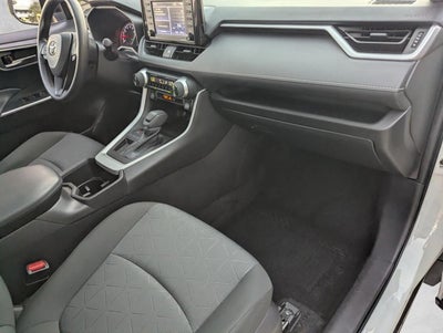 2022 Toyota RAV4 XLE FWD (GS)