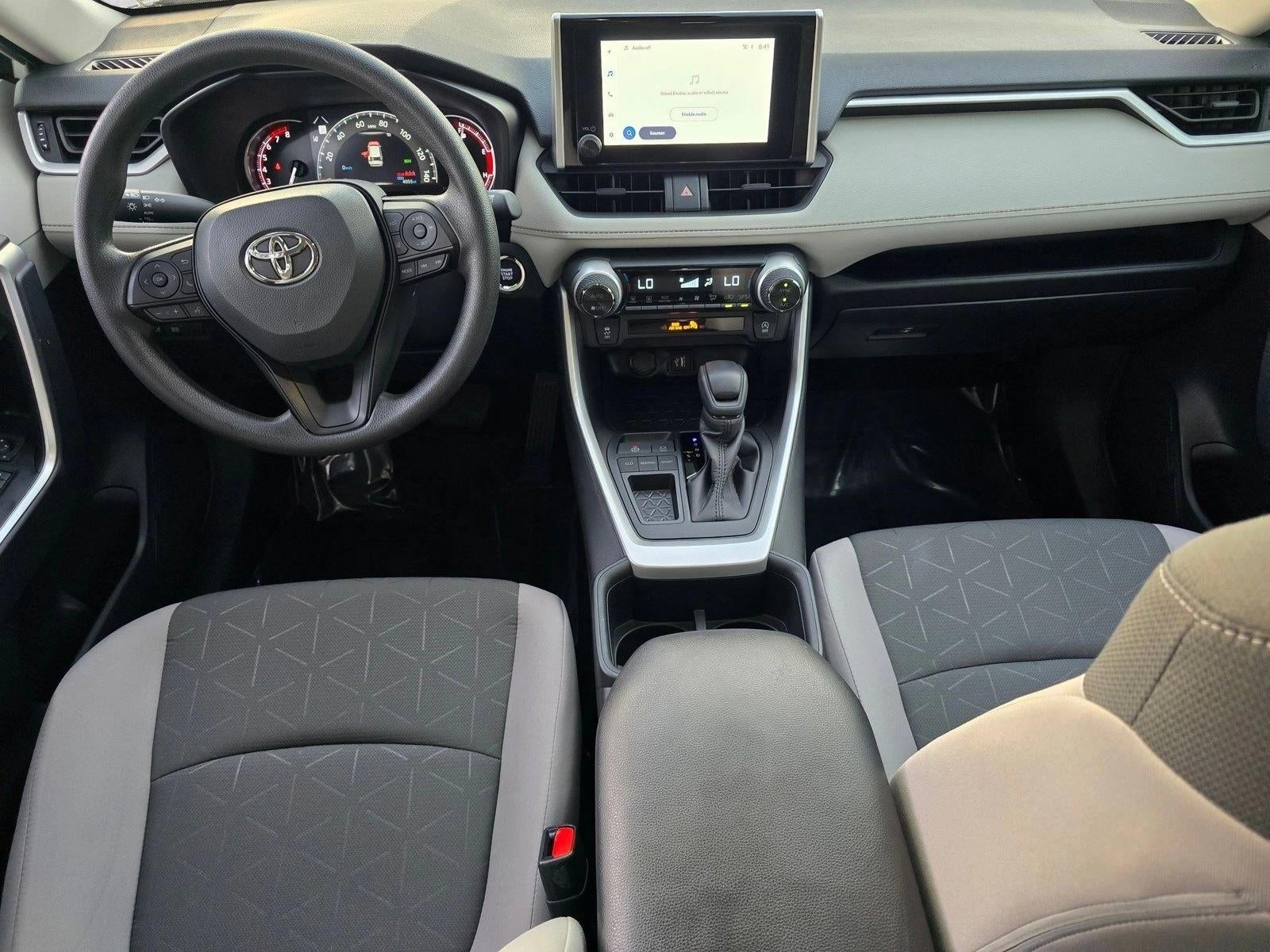 2025 Toyota RAV4 XLE FWD (Natl)