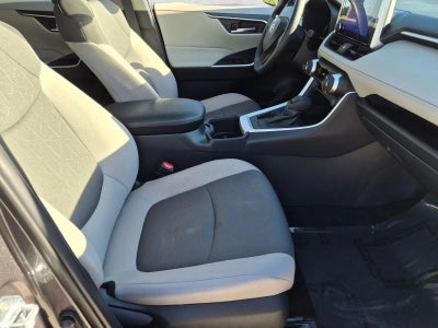 2025 Toyota RAV4 XLE FWD (Natl)