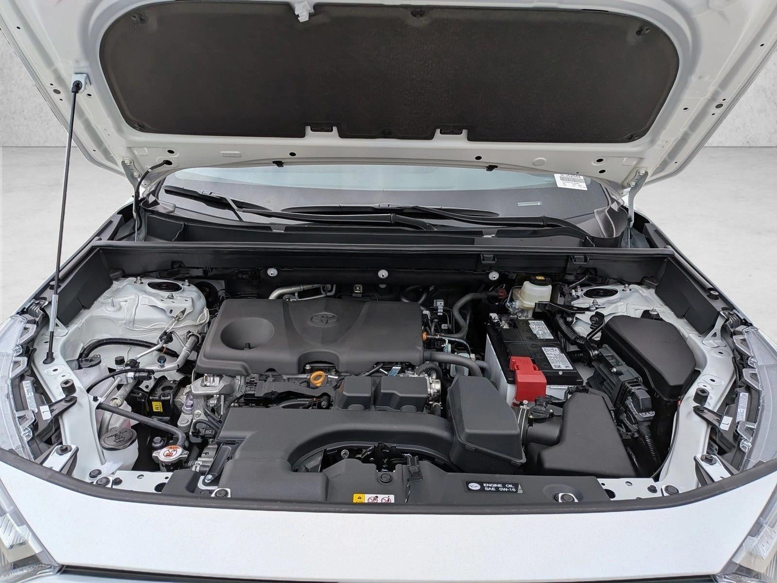 2025 Toyota RAV4 XLE FWD (GS)