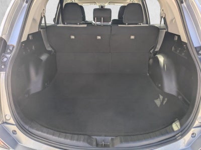 2017 Toyota RAV4 XLE FWD (GS)